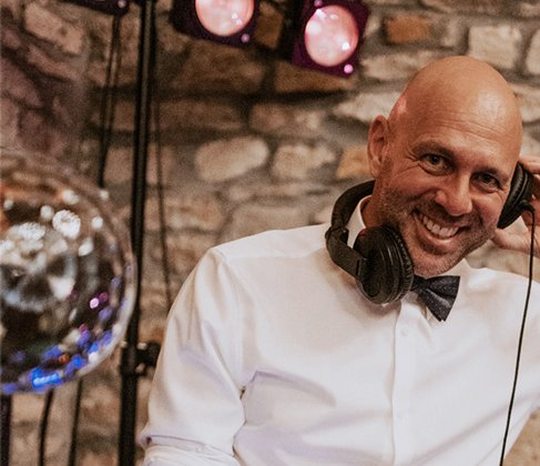 DJ KONZO - Party, Hochzeit & Event DJ